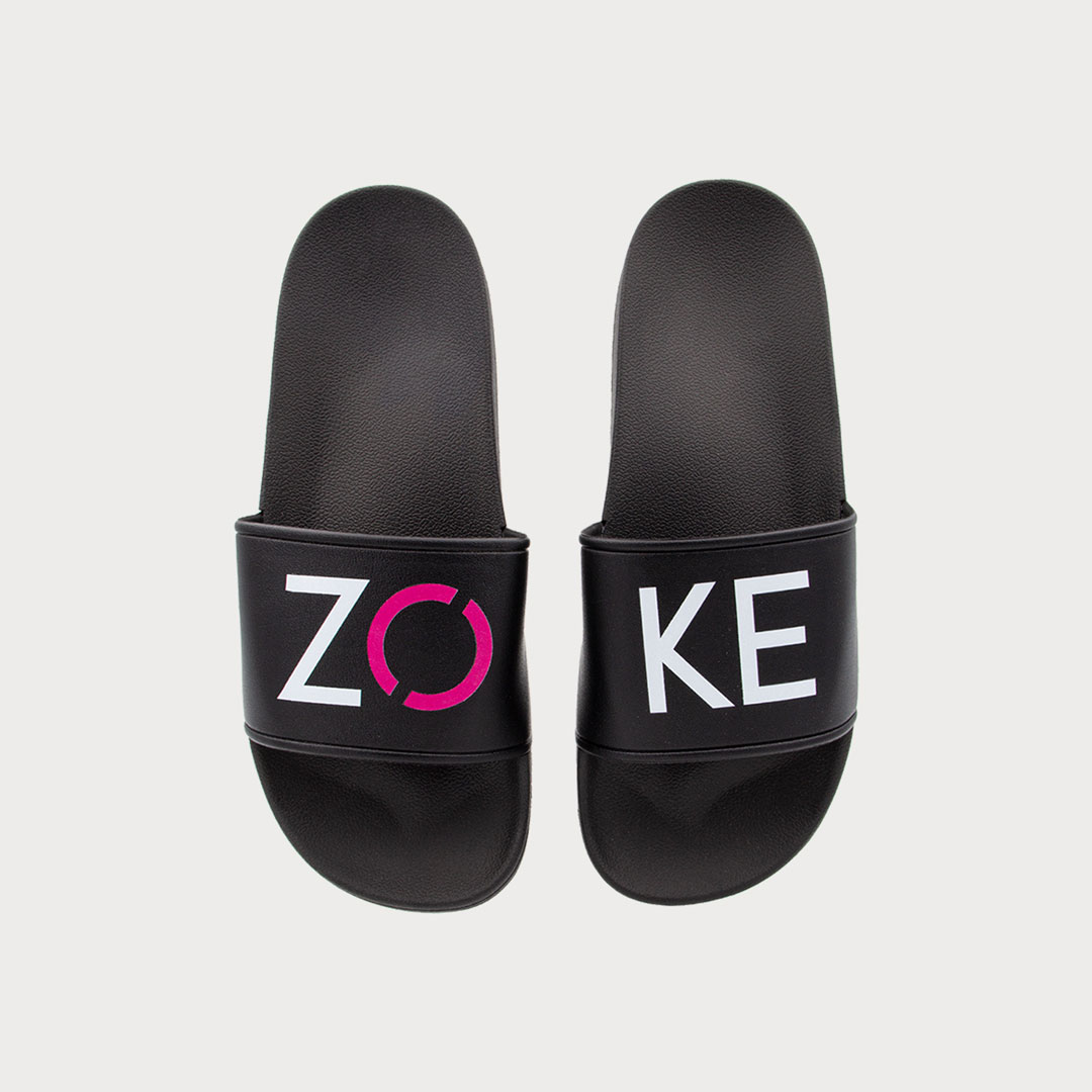 Bedruckte Badelatschen in Schwarz  